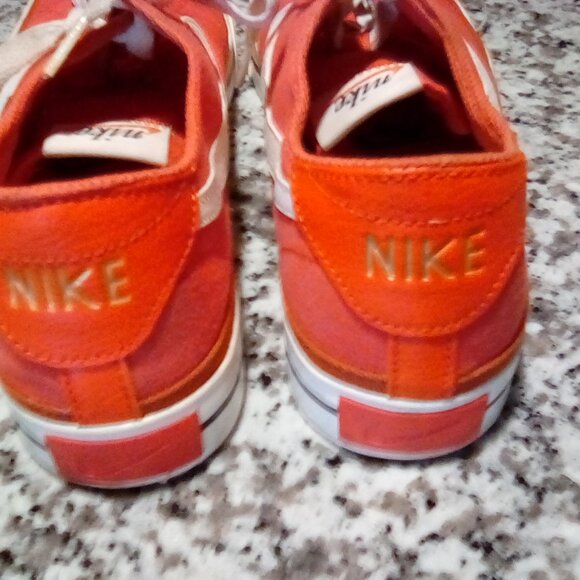 Nike Legacy Sneakers - Picture 6 of 8